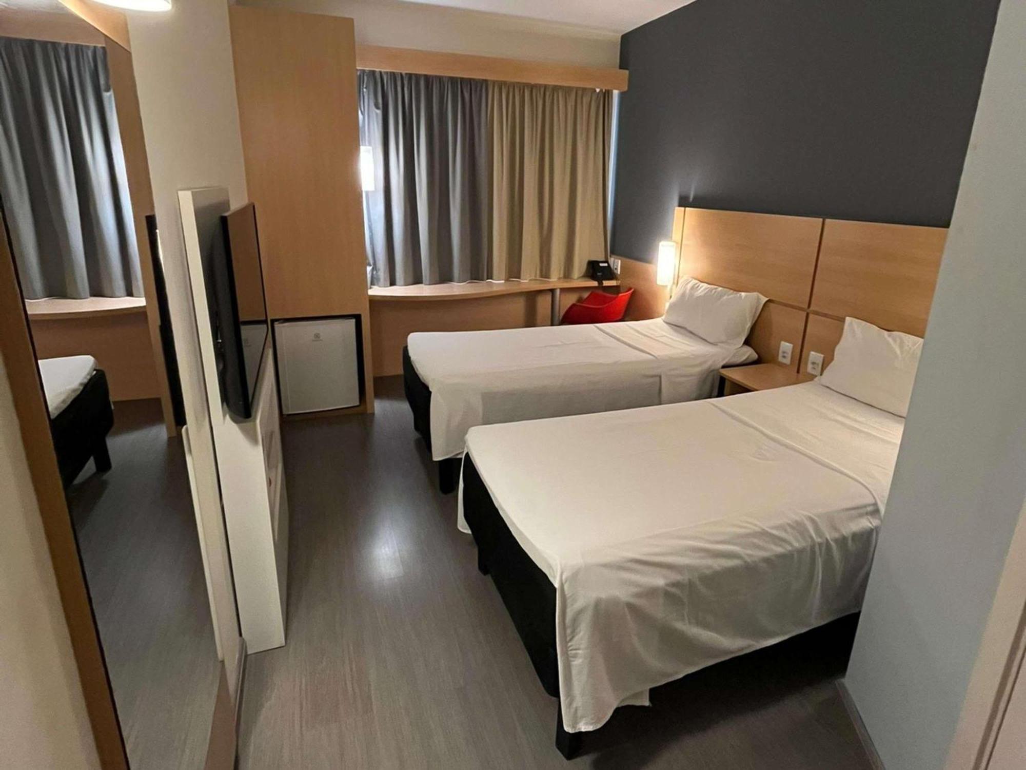 Ibis Catalão