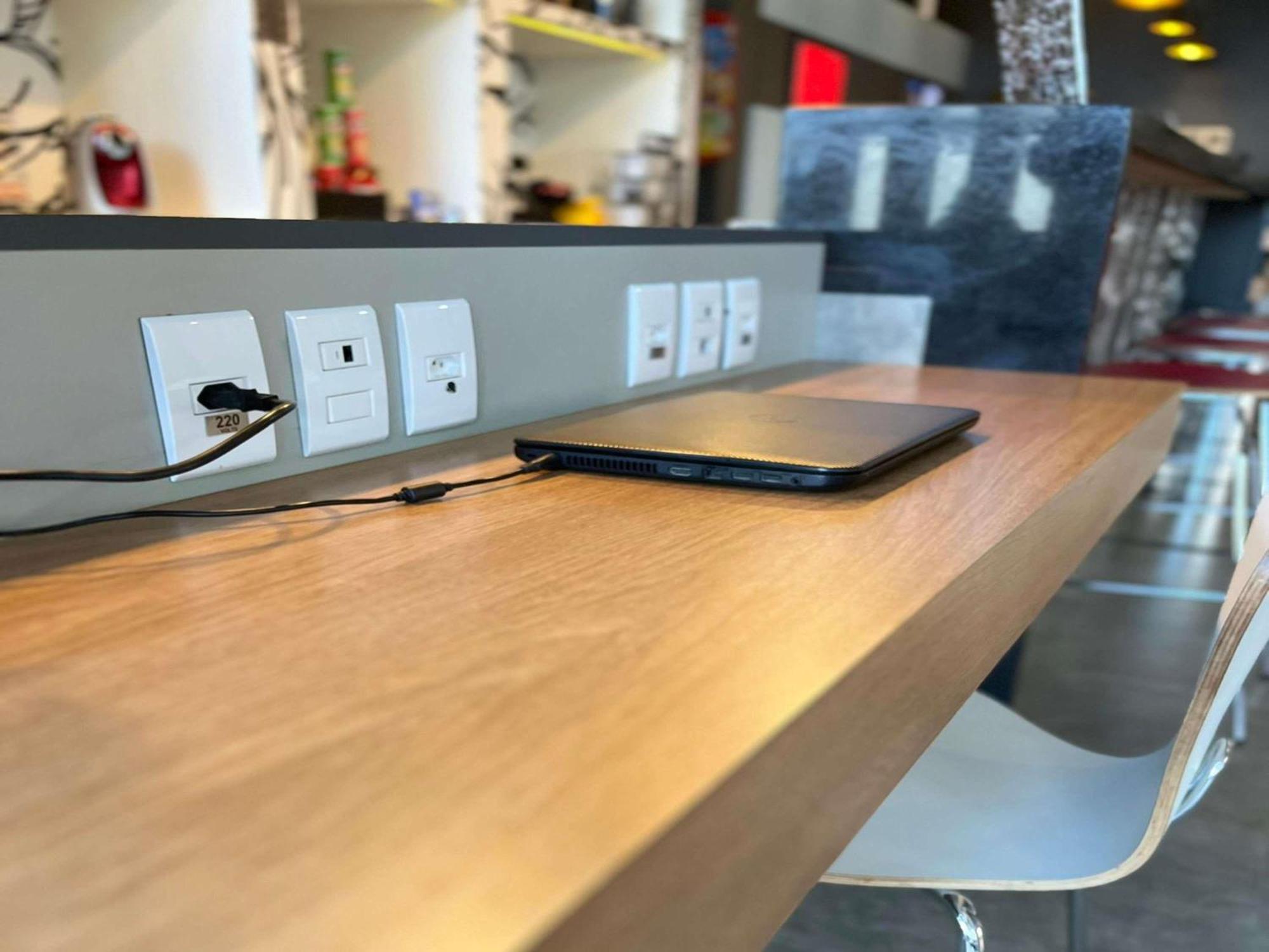Ibis 3*