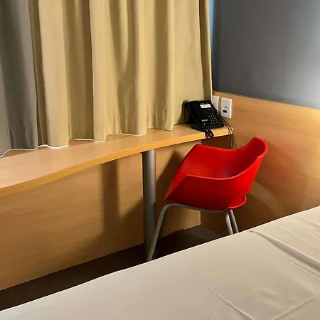 Ibis Catalao Hotel Exterior photo