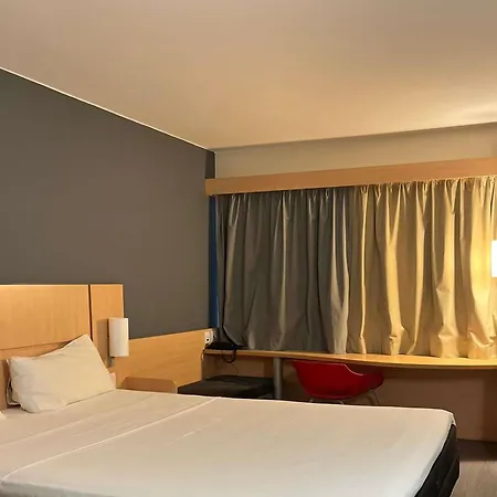 Ibis Catalao Hotel Exterior photo